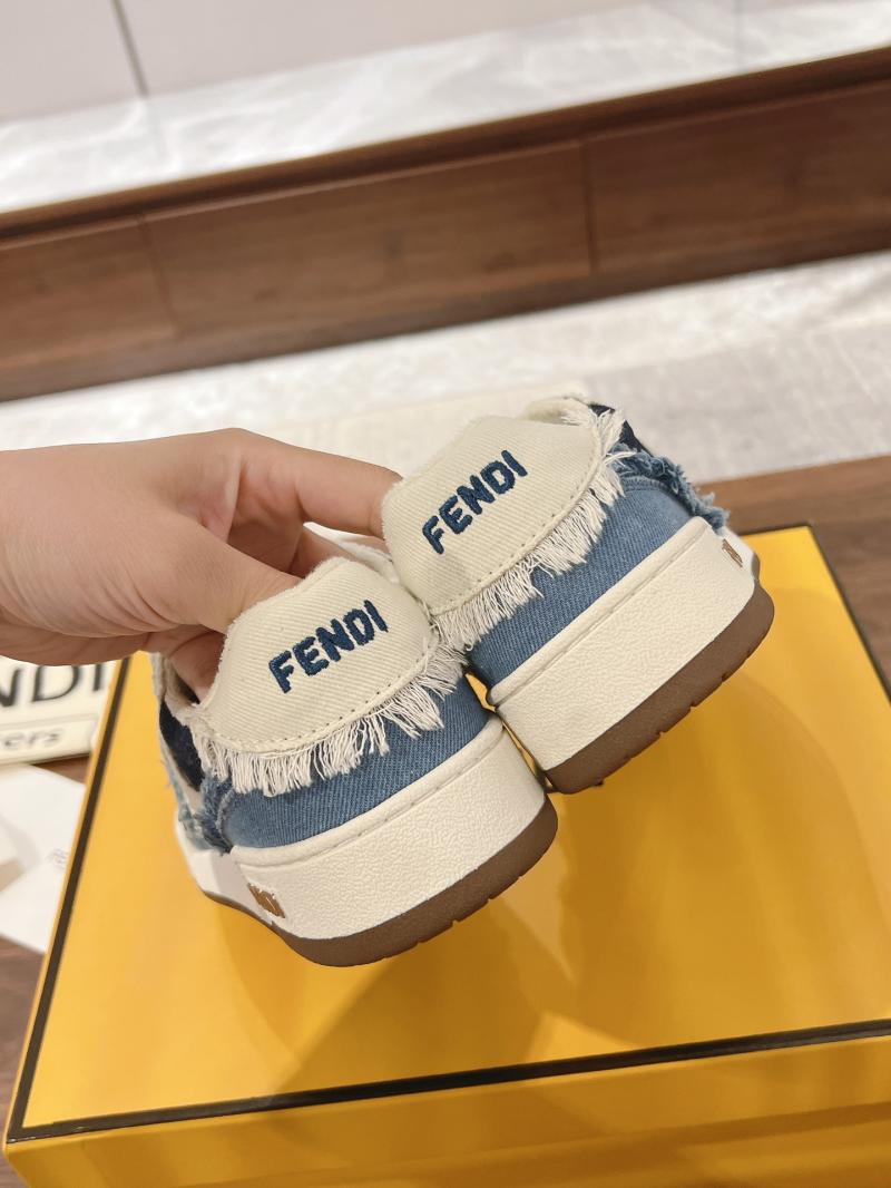 Fendi Sneakers SFS120411