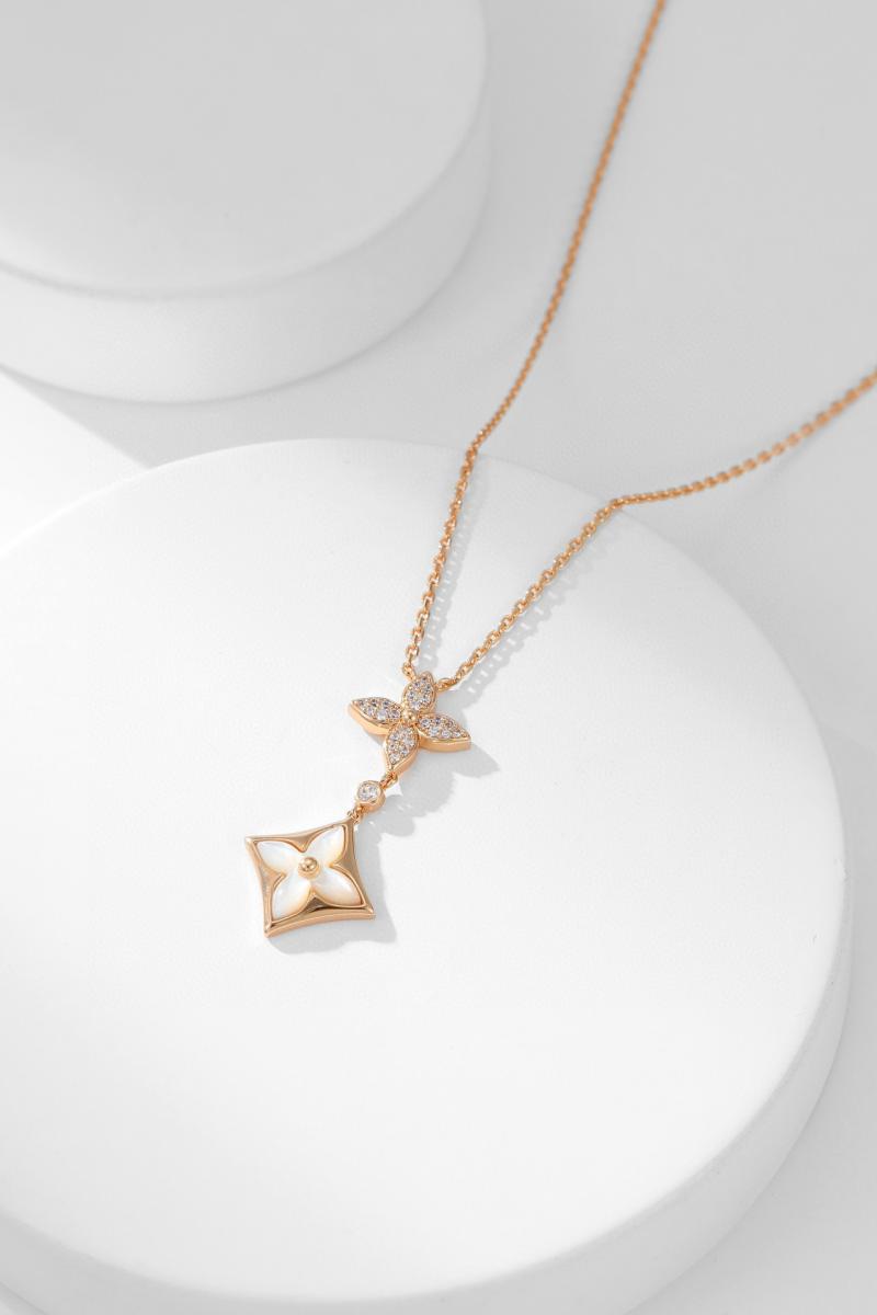 Louis Vuitton Necklace LN102401