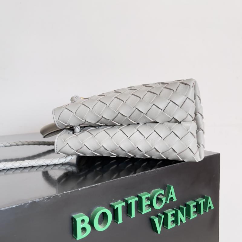 Bottega Veneta Small Andiamo Tote Bag Sterling B743568