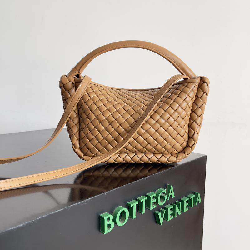 Bottega Veneta Small Cobble Top Handle 805739 Caramel