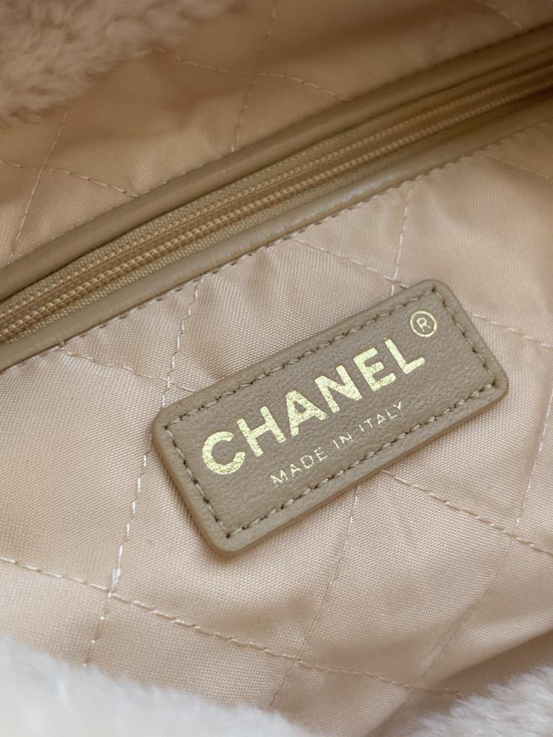 Chanel 22 shearling lambskin Handbag AS3261