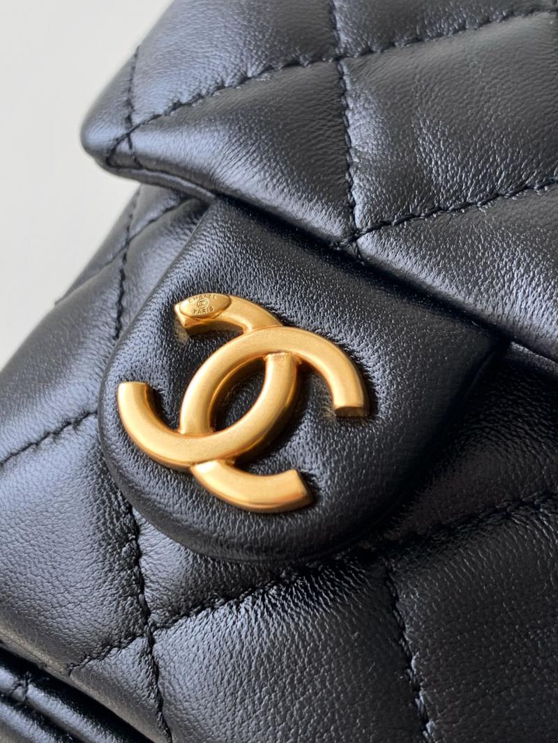 Chanel Shiny Lambskin Backpack Black AS5310