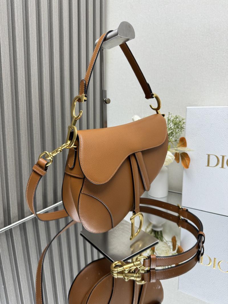 Dior Grained Calfskin Saddle Bag With Strap M0455 Camel