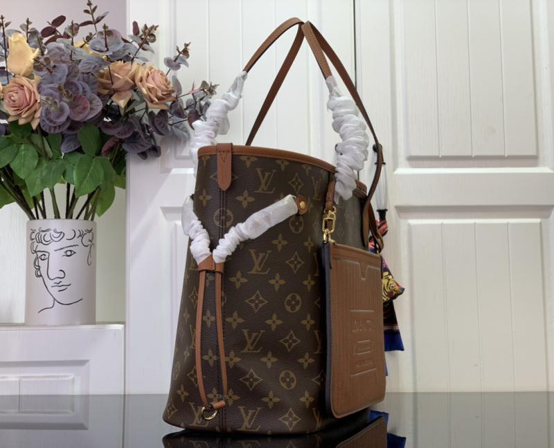 Louis Vuitton Neverfull Inside Out MM Brown M11946