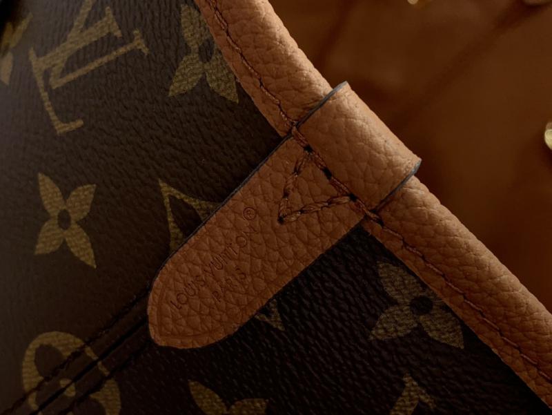 Louis Vuitton Neverfull Inside Out MM Brown M11946