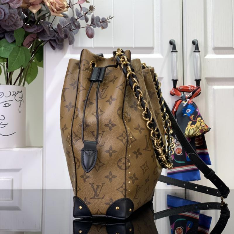 Louis Vuitton Noe Trunk PM M13324