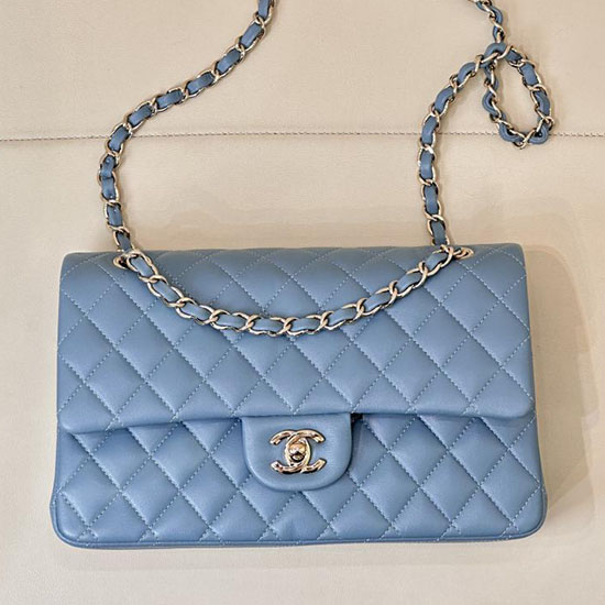 Medium Chanel Lambskin Flap Bag A01112 Blue