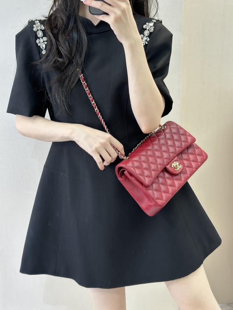 Medium Chanel Lambskin Flap Bag A01112 Red