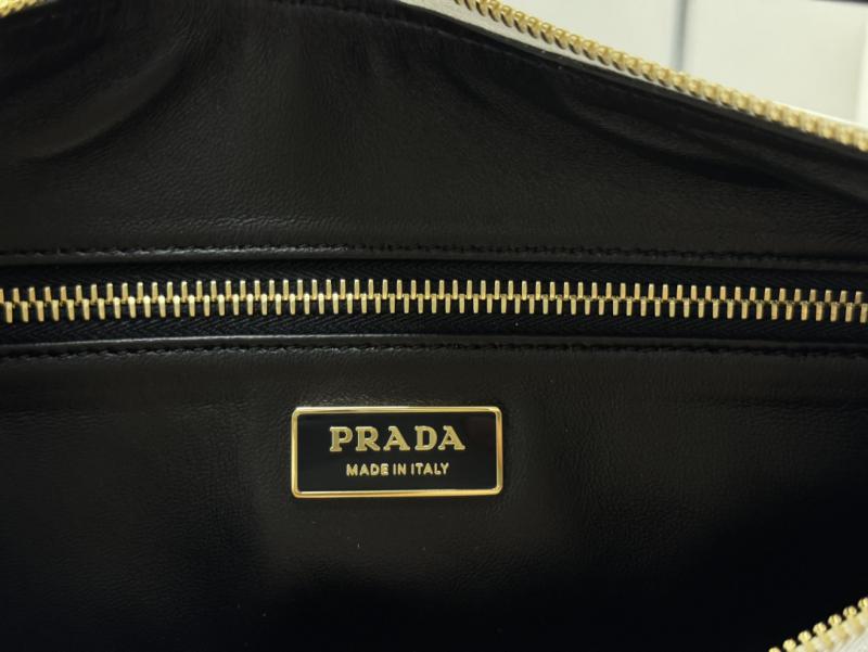 Prada Aimee large leather shoulder bag 1BC228 White