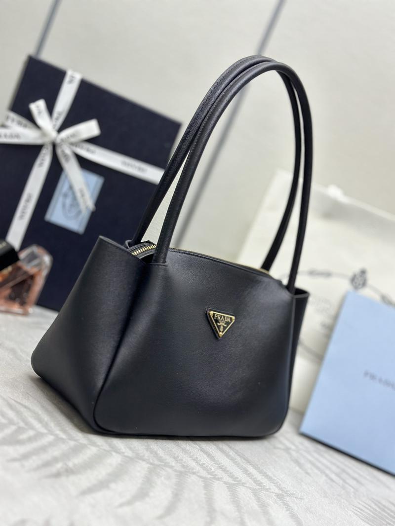 Prada Medium leather handbag 1BA444 Black