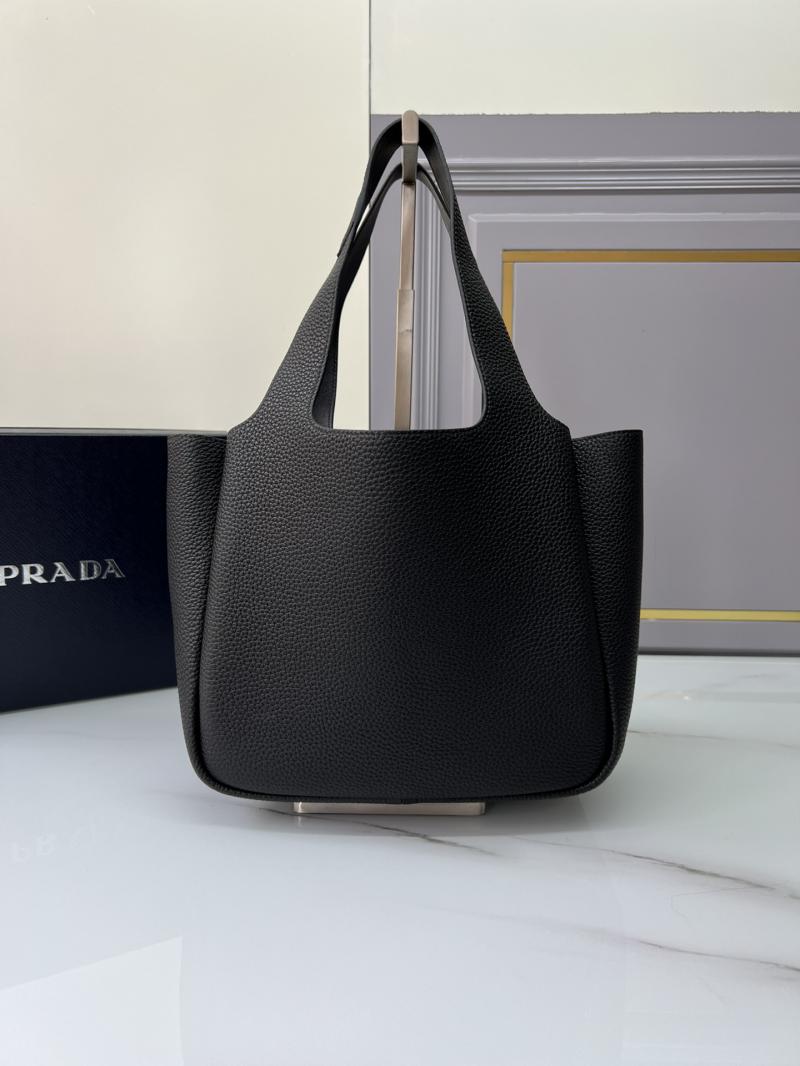 Prada Medium leather tote Black 1BG335