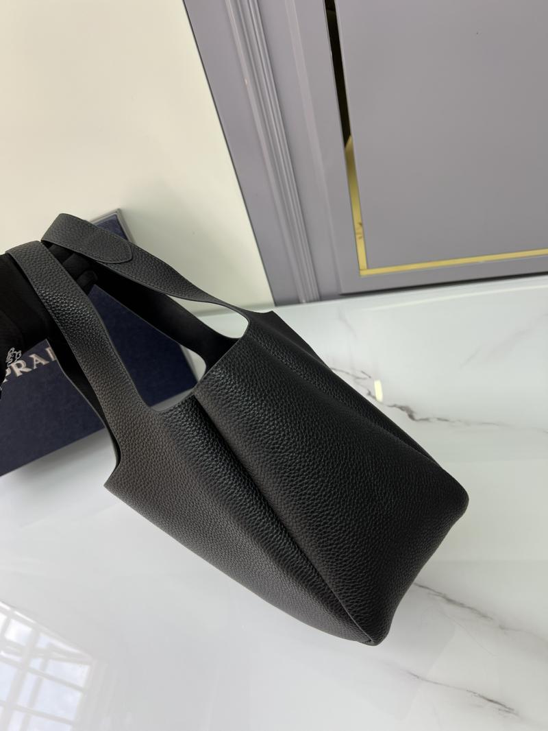 Prada Medium leather tote Black 1BG335