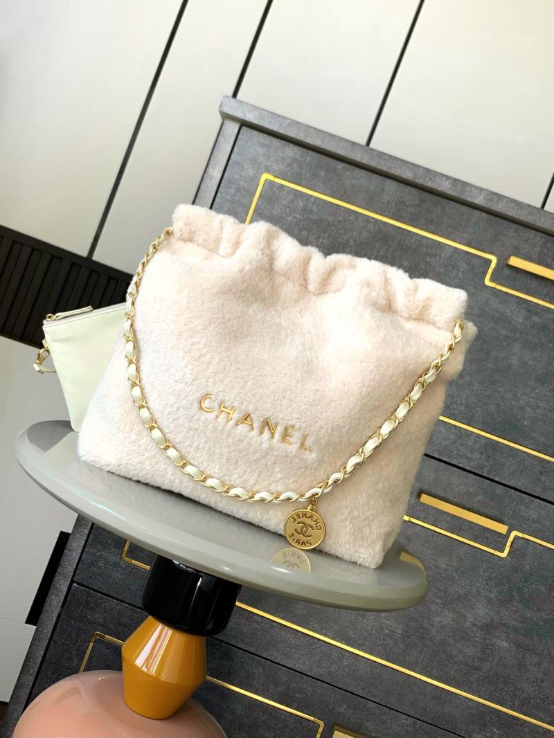 Small Chanel 22 shearling lambskin Handbag AS3260