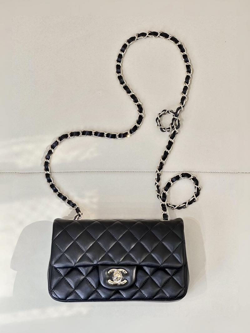 Small Chanel Lambskin Flap Bag A01116 Black