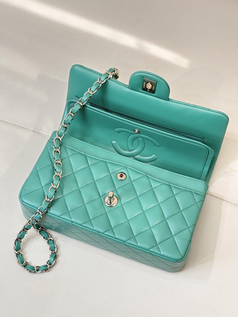 Small Chanel Lambskin Flap Bag A01117 Green