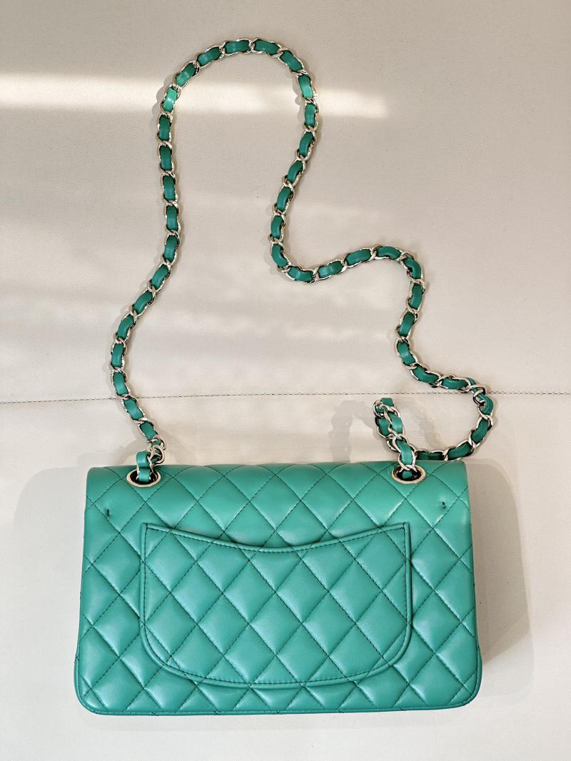 Small Chanel Lambskin Flap Bag A01117 Green