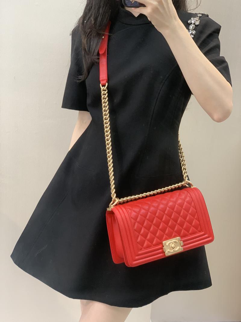 Boy Chanel Handbag A67086 Red