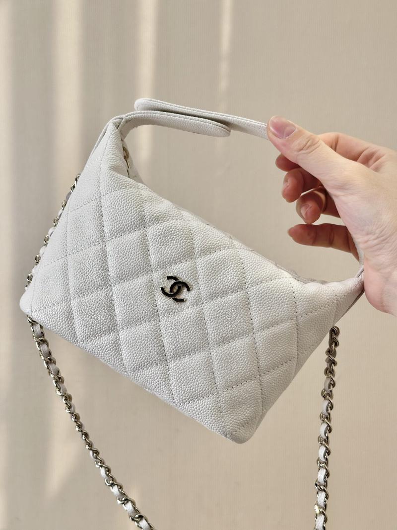 Chanel Clutch with Chain AP4386 White