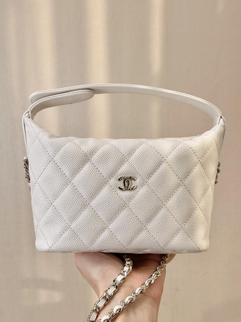 Chanel Clutch with Chain AP4386 White