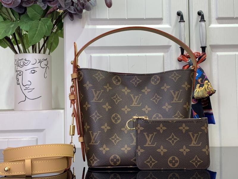 Louis Vuitton ALL iN BB Bucket Bag M12925