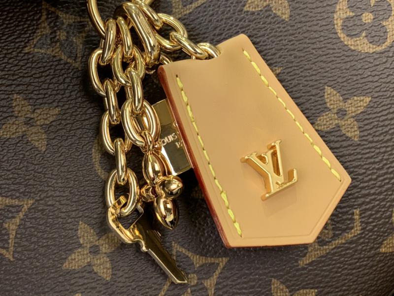 Louis Vuitton Loop Hobo M12939