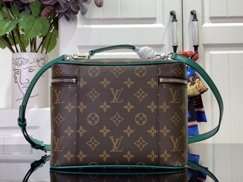 Louis Vuitton Nice BB M12667 Green