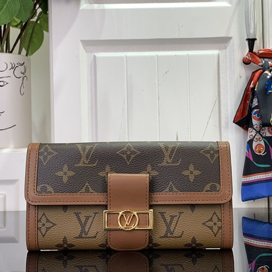 Louis Vuitton Sarah Wallet M46645