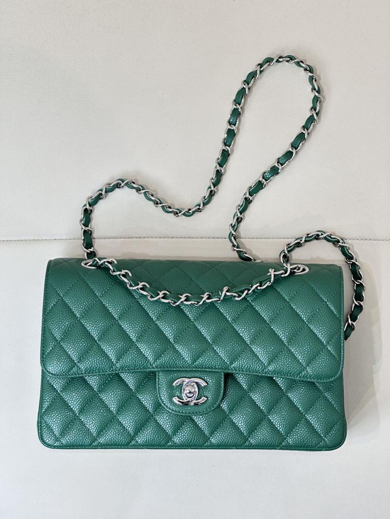 Medium Chanel Caviar Flap Bag A01112 Green with Silver