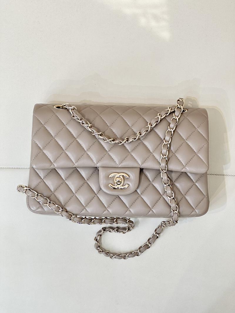 Medium Chanel Lambskin Flap Bag A01112 Light Grey