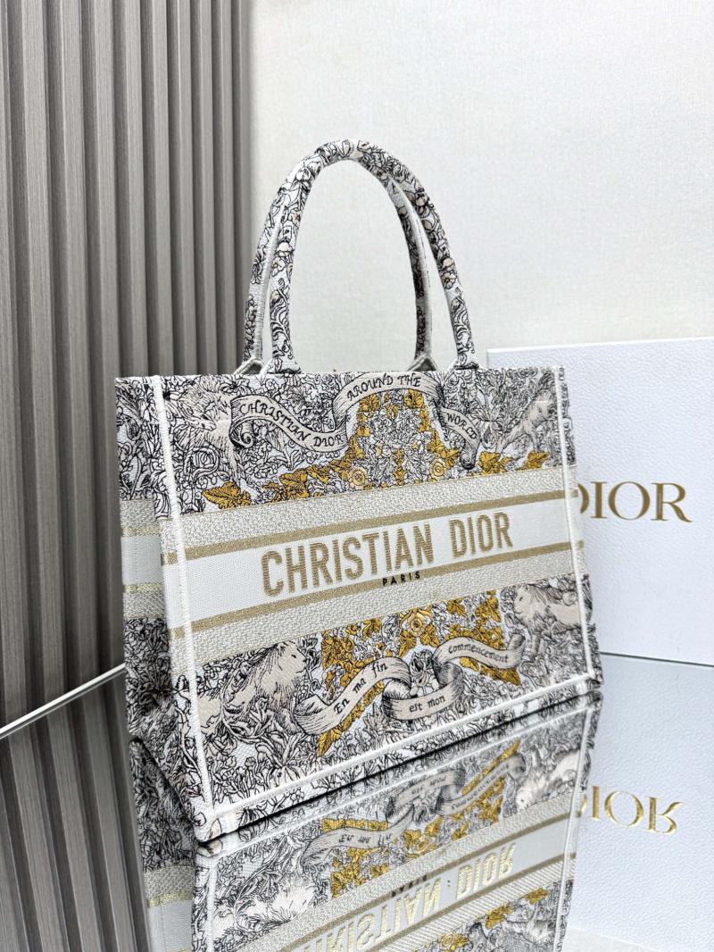 Medium Dior Book Tote M128602