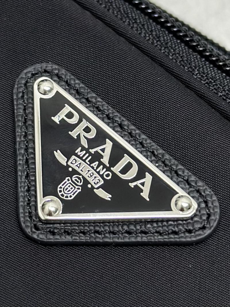 Prada Re-Nylon and Saffiano leather shoulder bag 2VH128