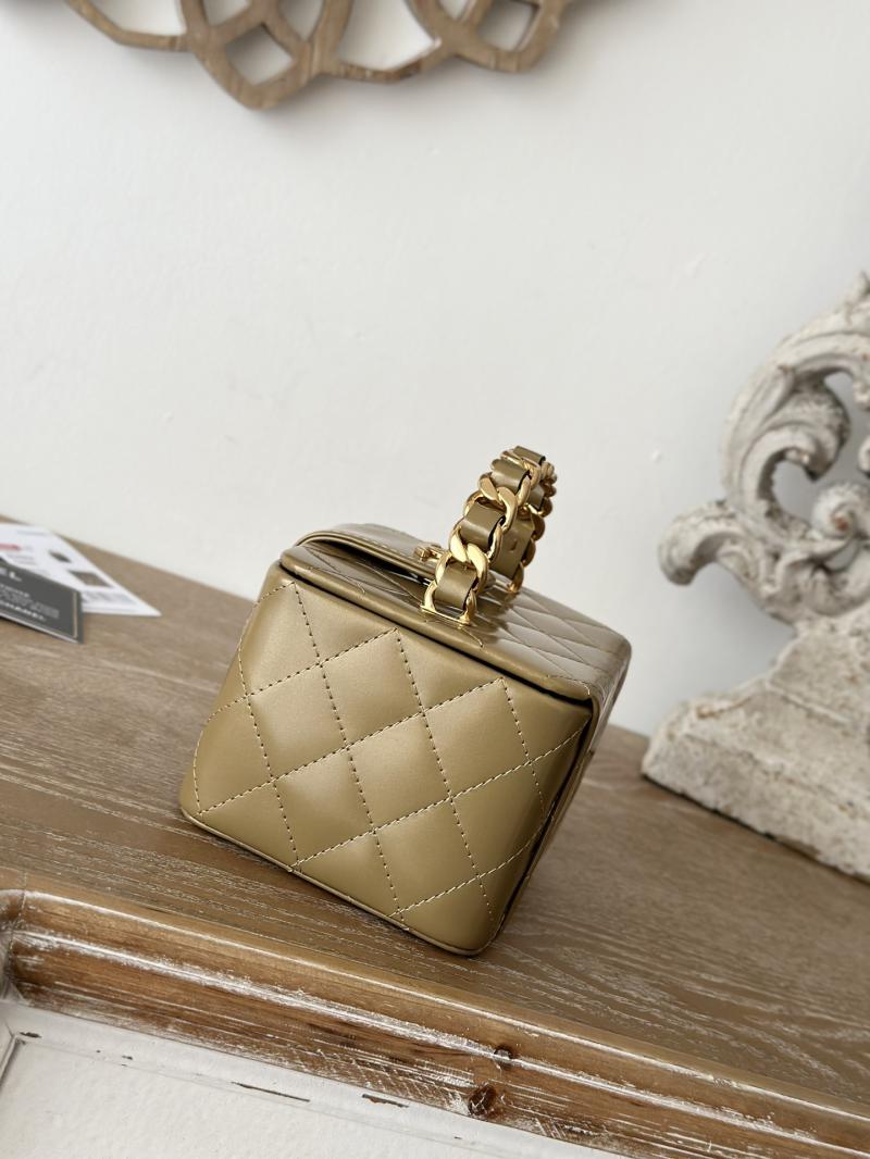 Small Chanel Vintage Vanity Case AS2227 Gold