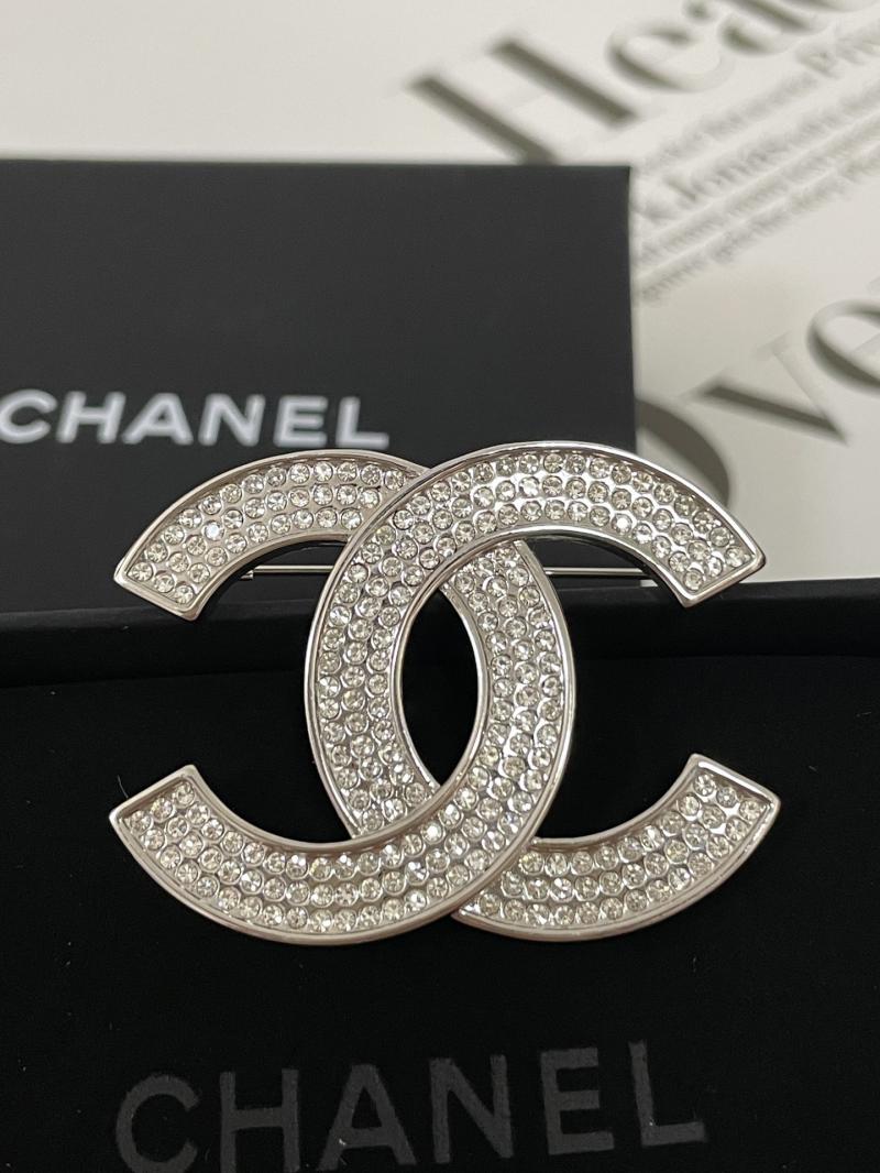 Chanel Brooch CB123001