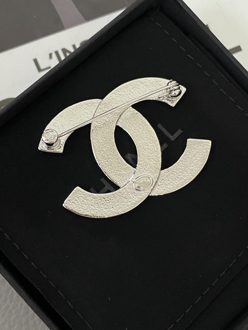 Chanel Brooch CB123001