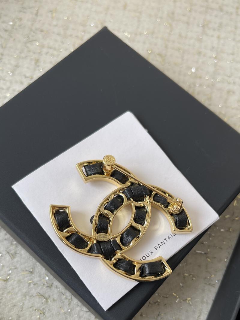 Chanel Brooch CBR010201