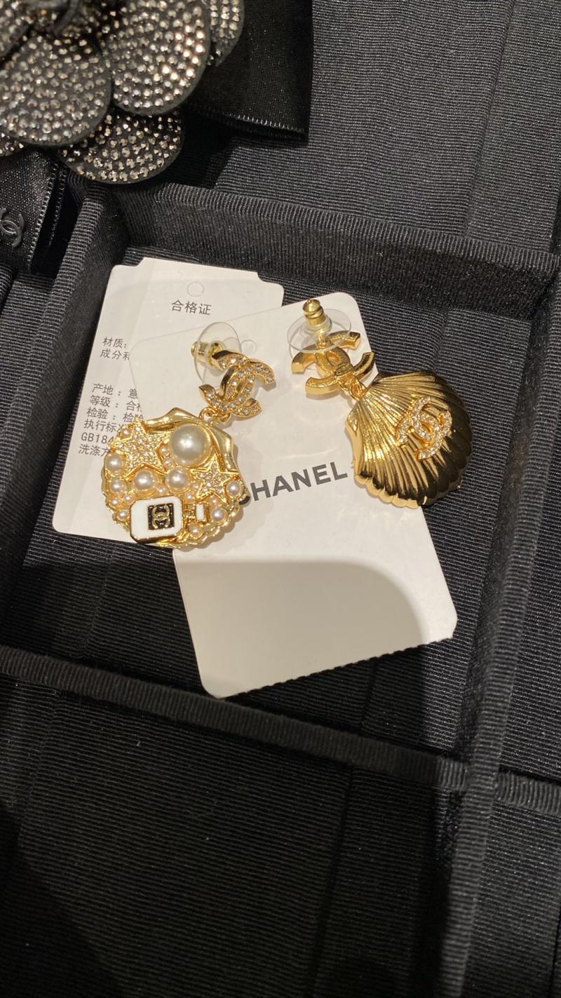 Chanel Earrings CE010206