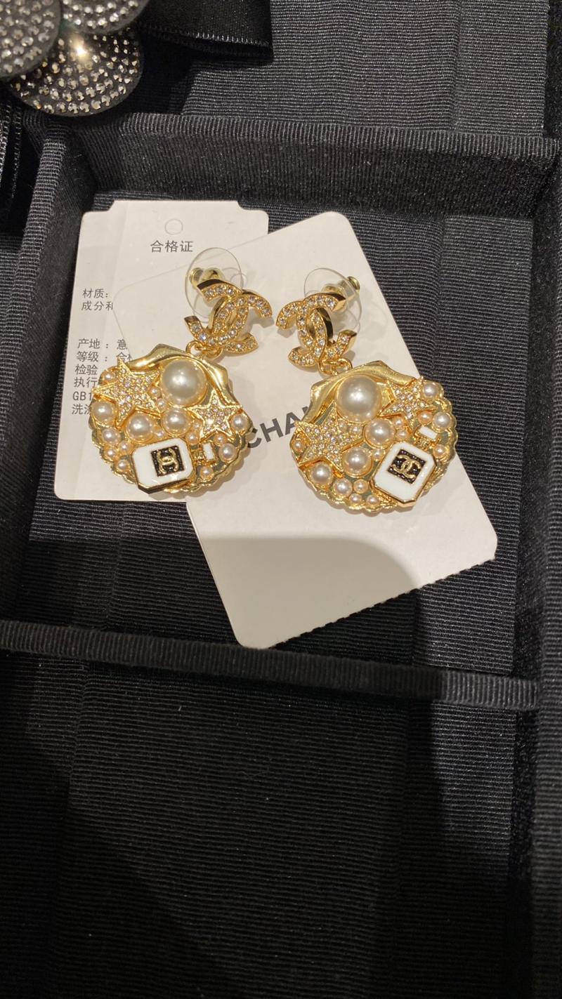 Chanel Earrings CE010206