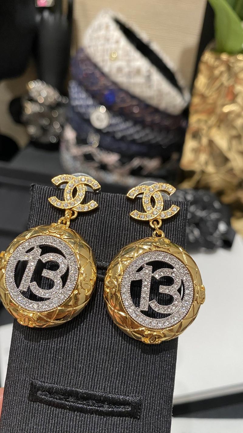 Chanel Earrings CE010210