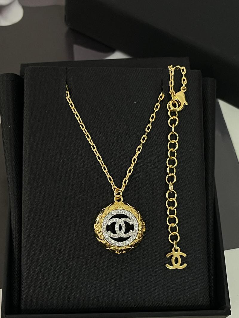 Chanel Necklace CN010201