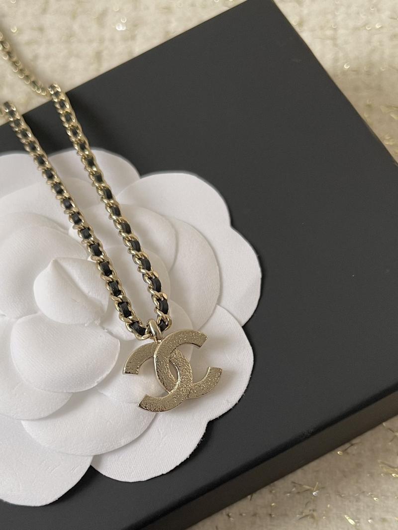 Chanel Necklace CN010202