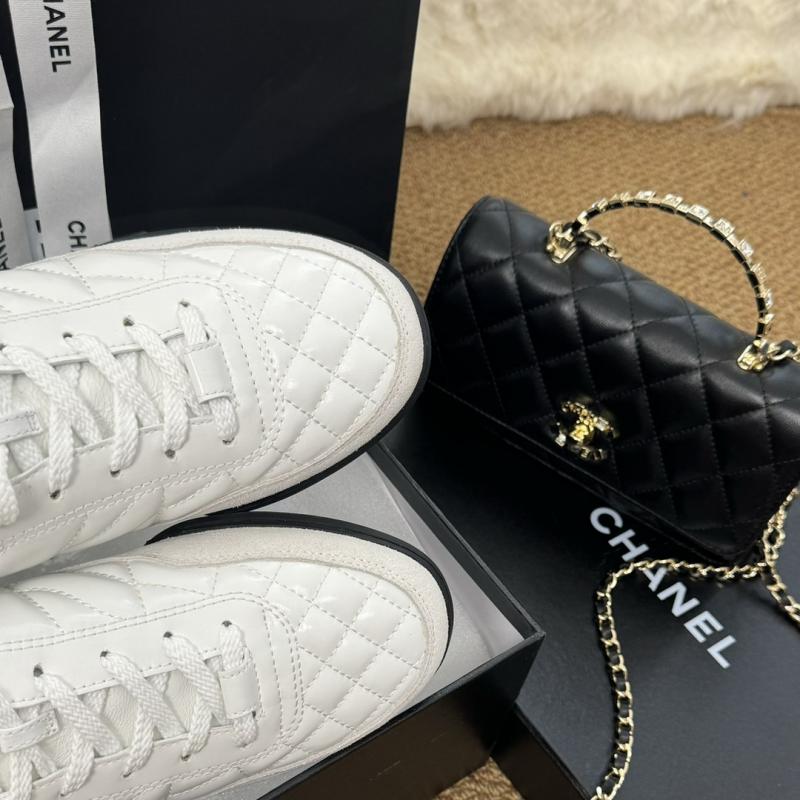 Chanel Sneakers SCS122408