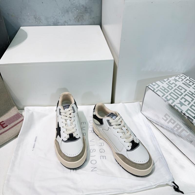 Golden Goose Sneakers SGS122403