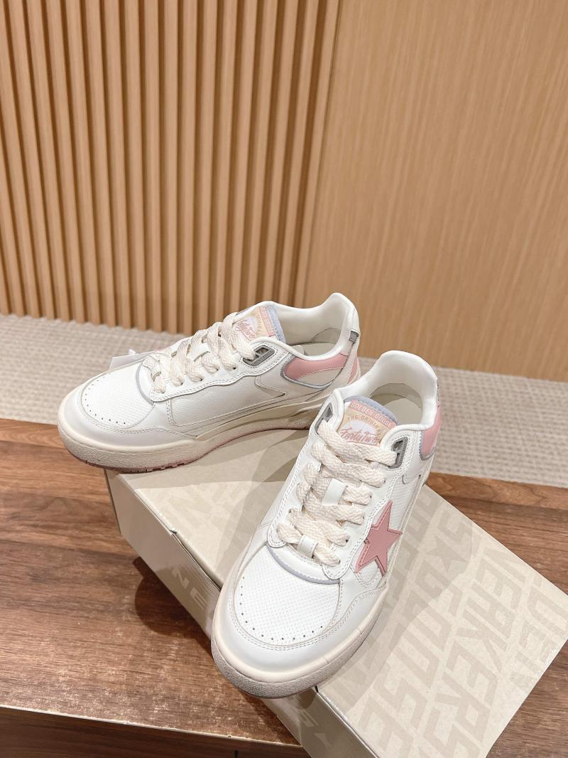 Golden Goose Sneakers SGS22001