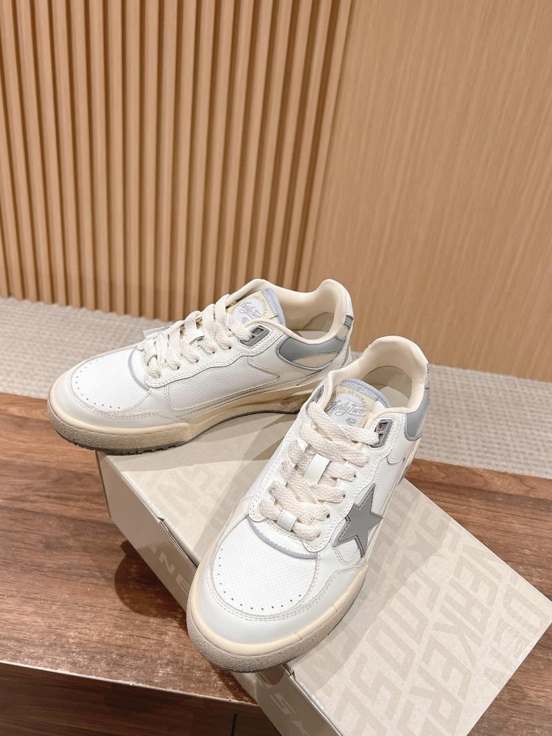 Golden Goose Sneakers SGS22002