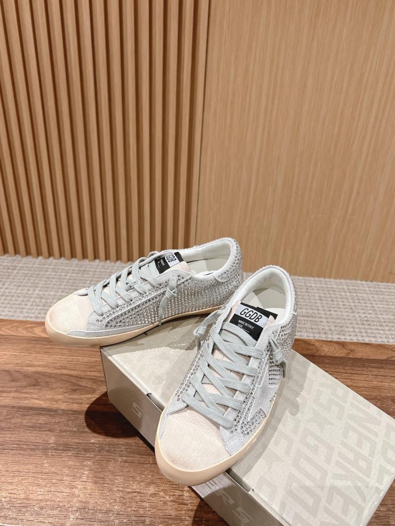 Golden Goose Sneakers SGS22008