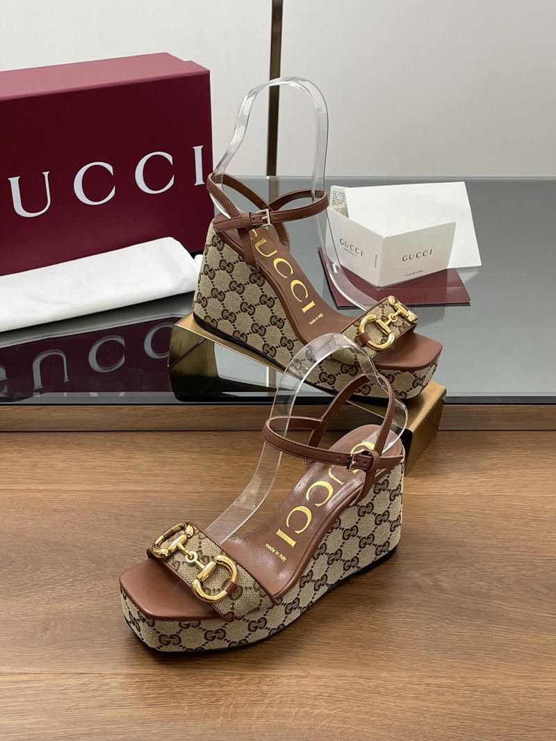 Gucci Sandals SGS21703