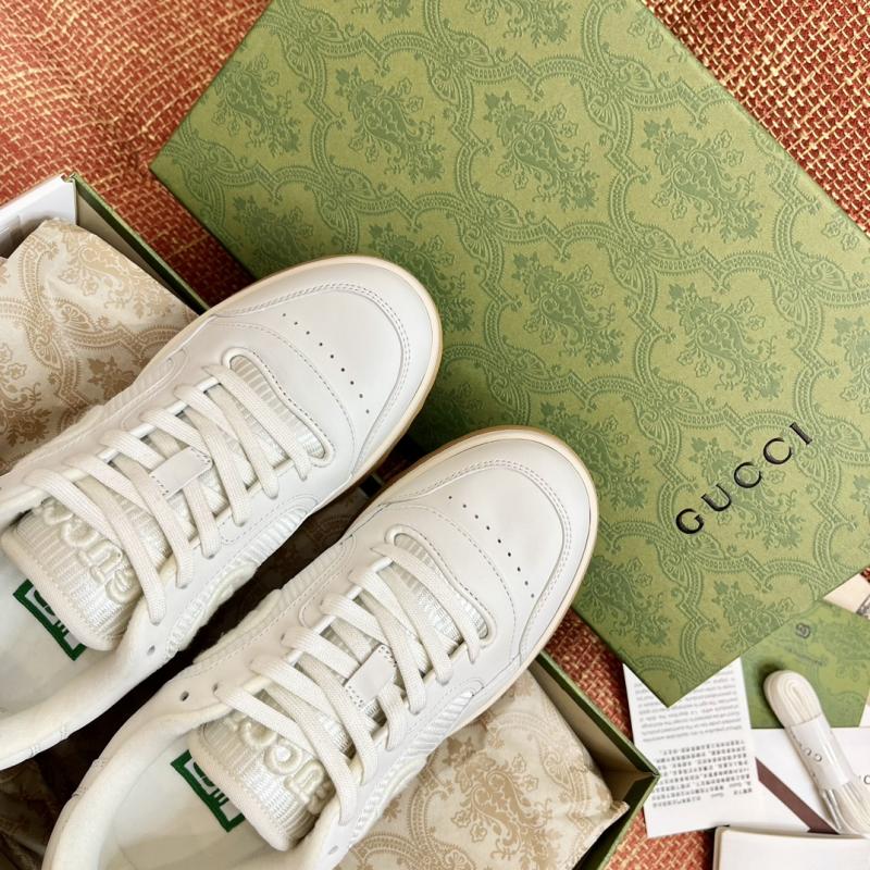 Gucci Sneakers SGS21701