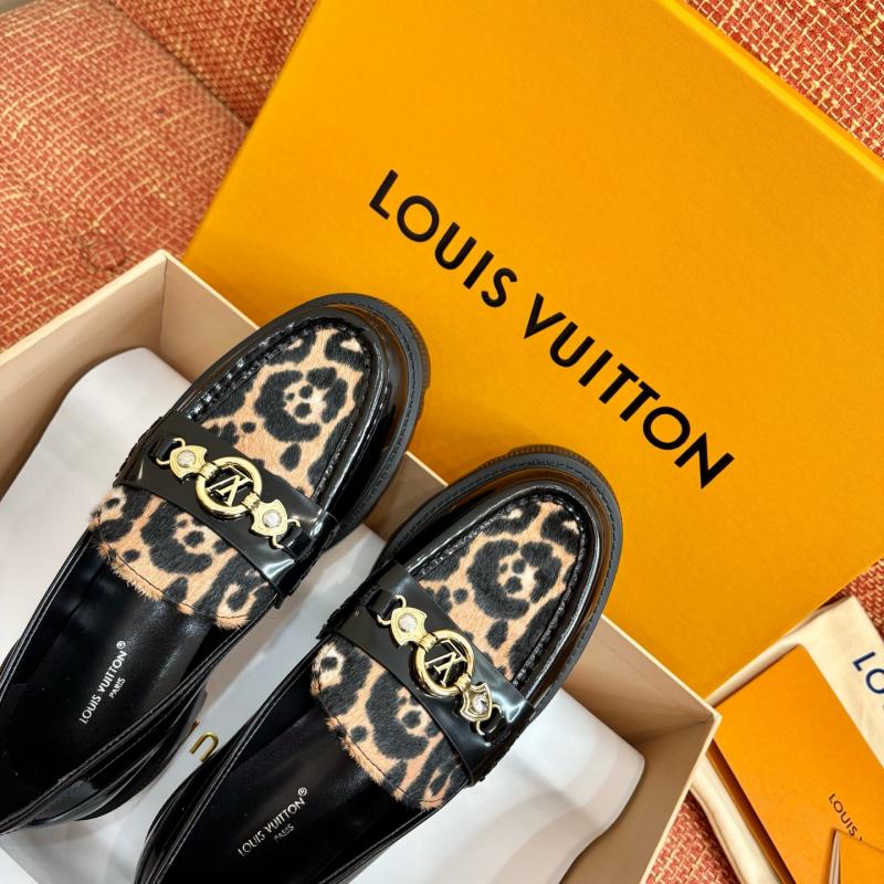 Louis Vuitton Loafers SLL21604