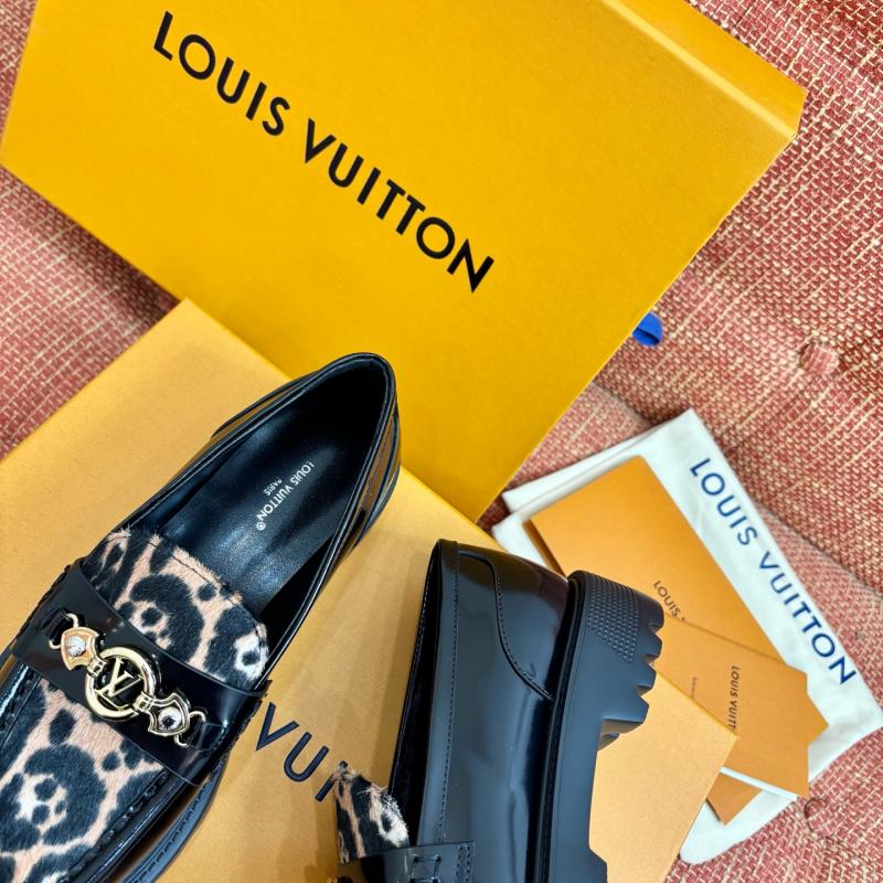 Louis Vuitton Loafers SLL21604