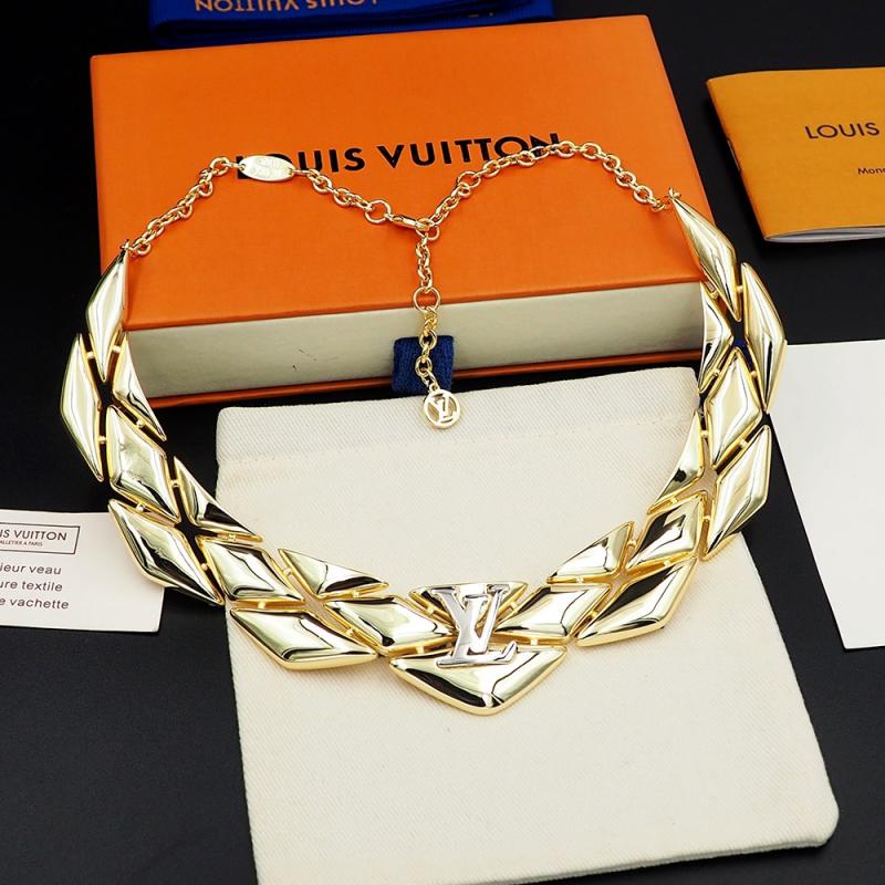 Louis Vuitton Necklace LVN122702